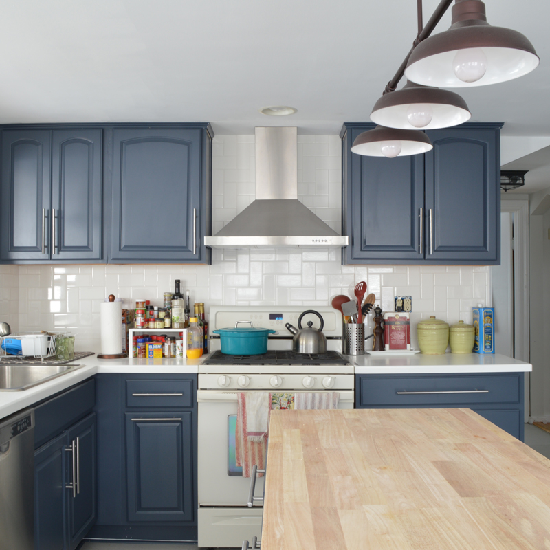 Do You Install Range Hood before Backsplash