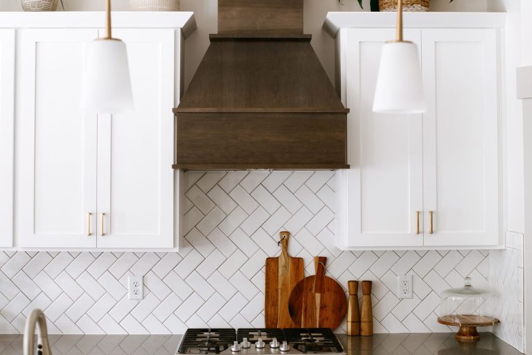 How to Clean Wood Range Hood